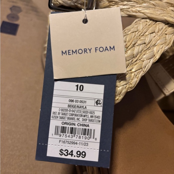 BNWT Universal Thread BraideD Rafia Sandals - Picture 5 of 5